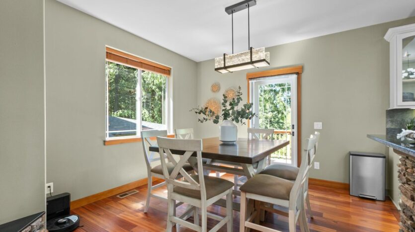 16 Sunflower Cir - Bellingham - Washington - 3 bed, 3 bath rental property