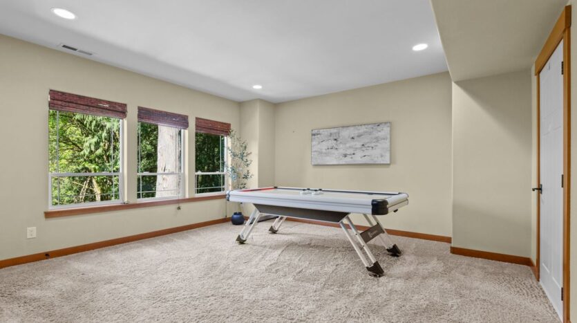 16 Sunflower Cir - Bellingham - Washington - 3 bed, 3 bath rental property