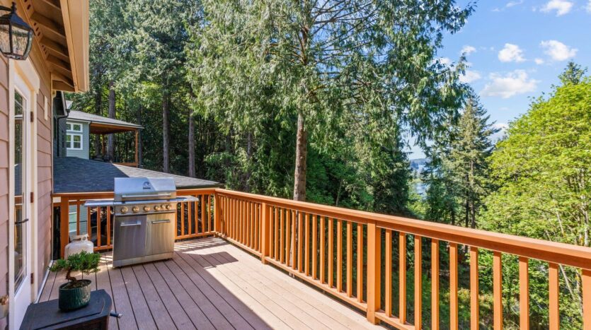 16 Sunflower Cir - Bellingham - Washington - 3 bed, 3 bath rental property