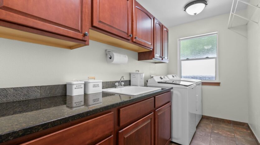 16 Sunflower Cir - Bellingham - Washington - 3 bed, 3 bath rental property