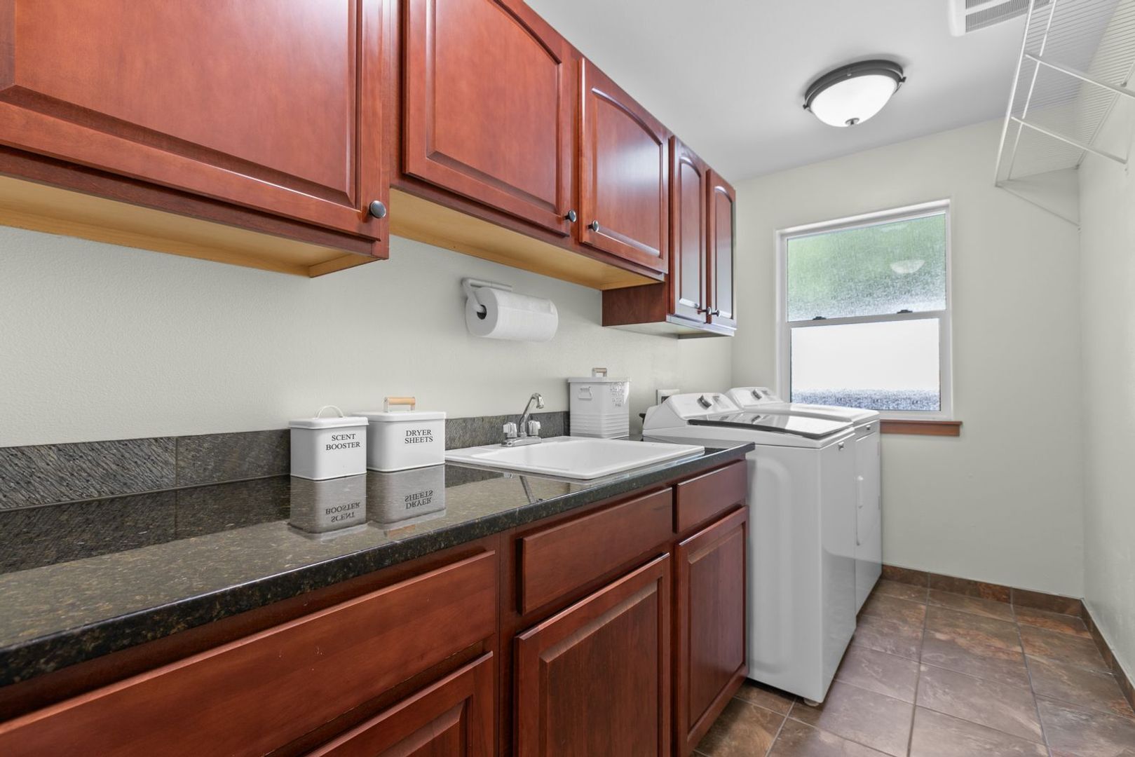 16 Sunflower Cir - Bellingham - Washington - 3 bed, 3 bath rental property