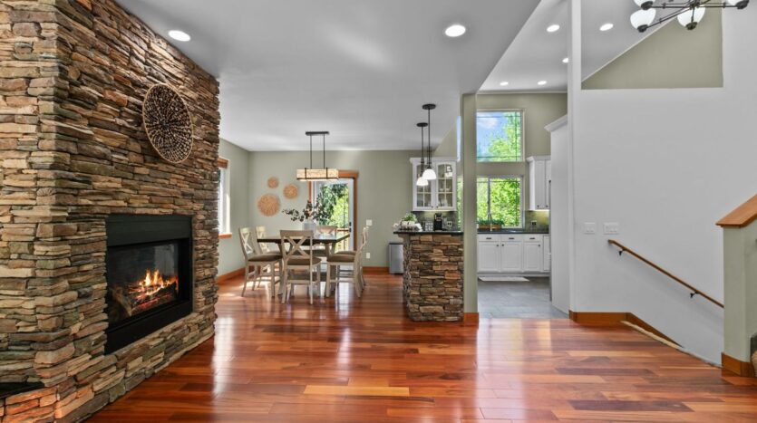 16 Sunflower Cir - Bellingham - Washington - 3 bed, 3 bath rental property