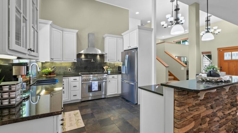 16 Sunflower Cir - Bellingham - Washington - 3 bed, 3 bath rental property