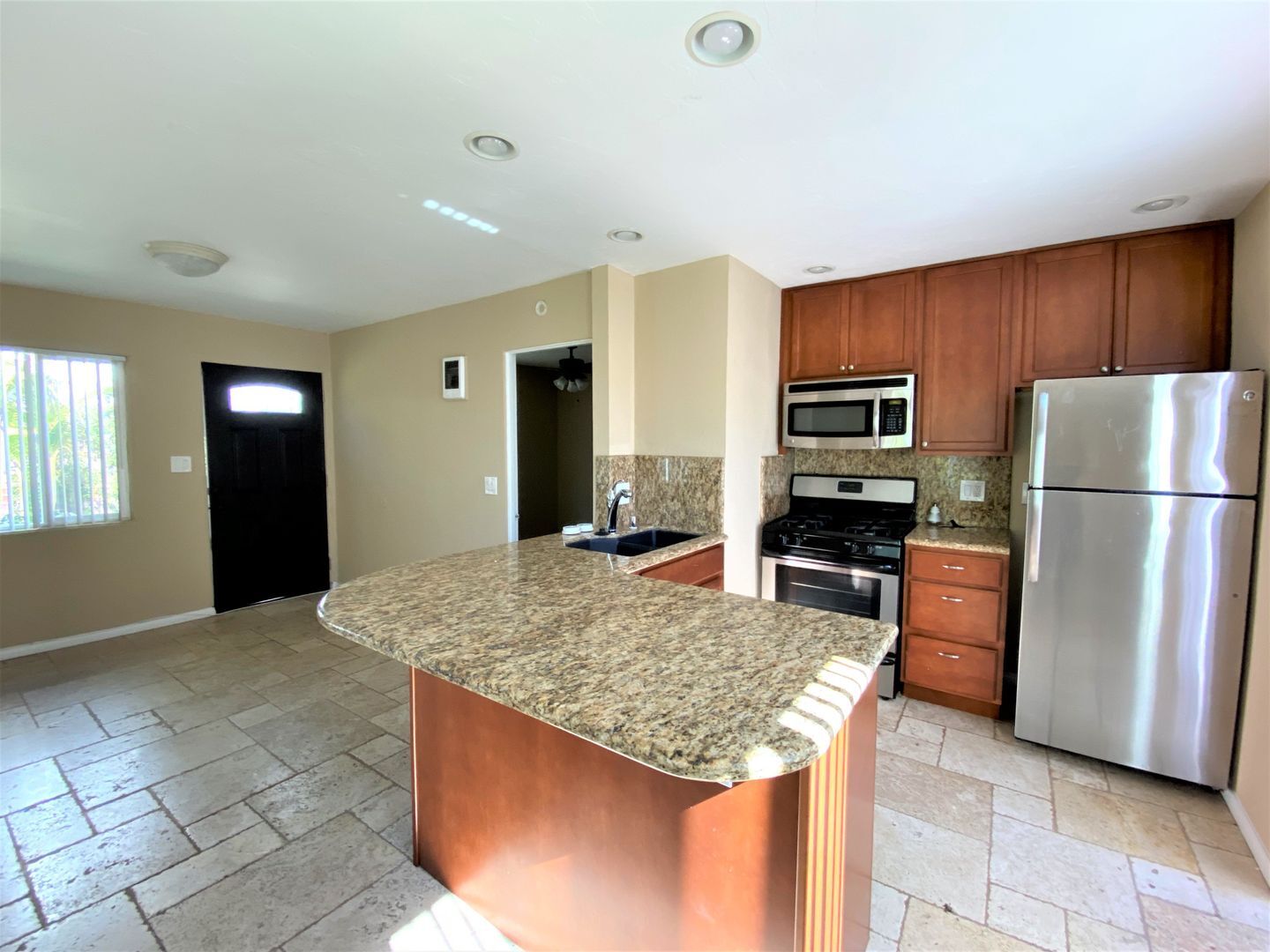 1617-1623 Hornblend Street - San Diego - California - 1 bed, 1 bath rental property
