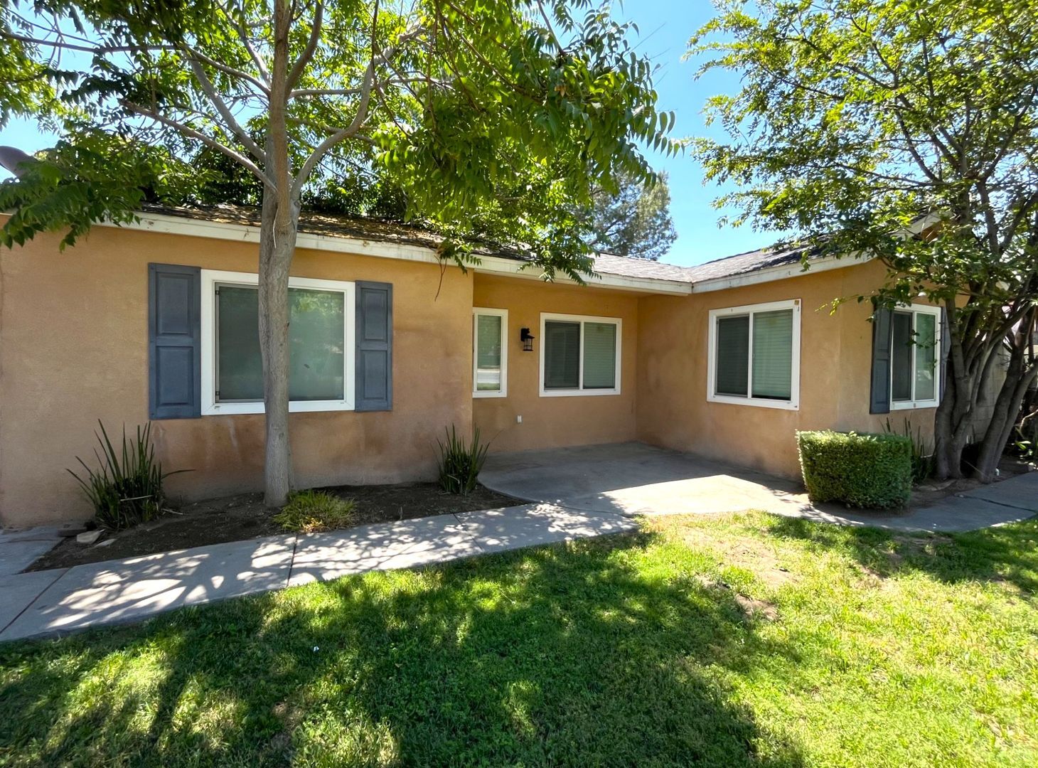 1629 Kendall Drive - San Bernardino - California - 4 bed, 3 bath rental property