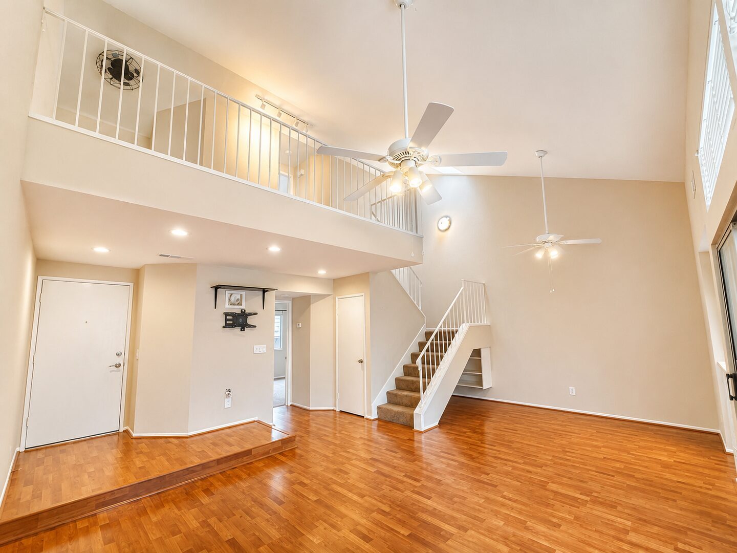 1629 Windmill Ln Unit E - Corona - California - 2 bed, 2 bath rental property