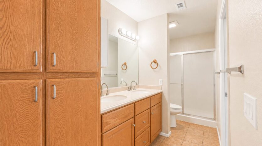 1629 Windmill Ln Unit E - Corona - California - 2 bed, 2 bath rental property