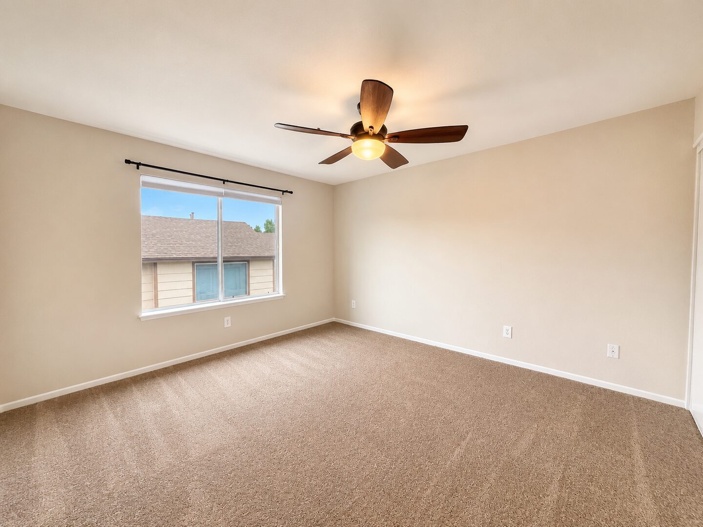 1629 Windmill Ln Unit E - Corona - California - 2 bed, 2 bath rental property