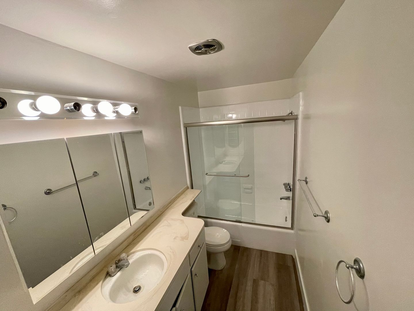 17854 Linda Drive - Yorba Linda - California - 1 bed, 1 bath rental property