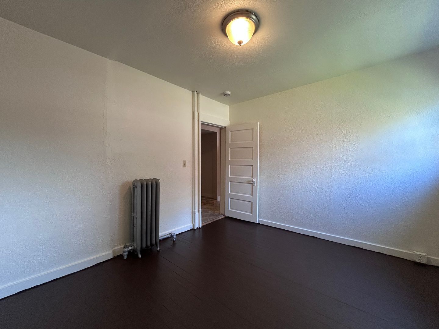 1801 I street - #2 - Bellingham - Washington - 2 bed, 1 bath rental property