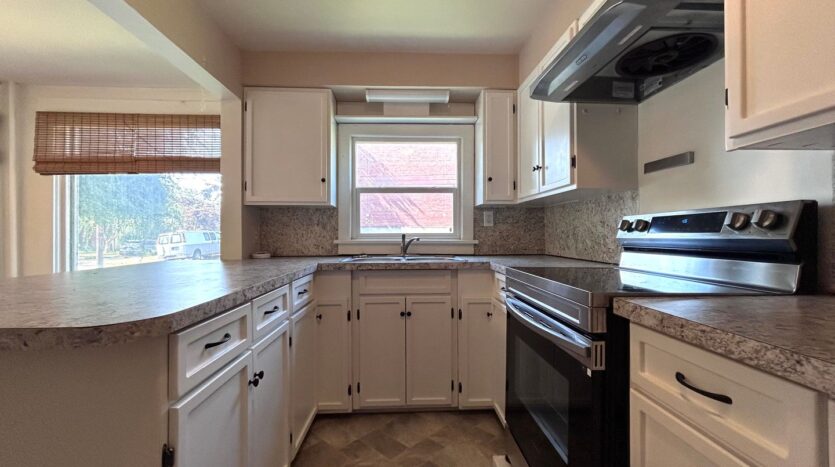 1801 I street - #2 - Bellingham - Washington - 2 bed, 1 bath rental property