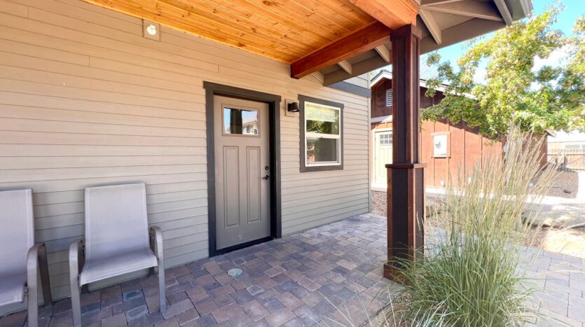 181 E Tall Fir Court - B - Sisters - Oregon - 1 bath rental property