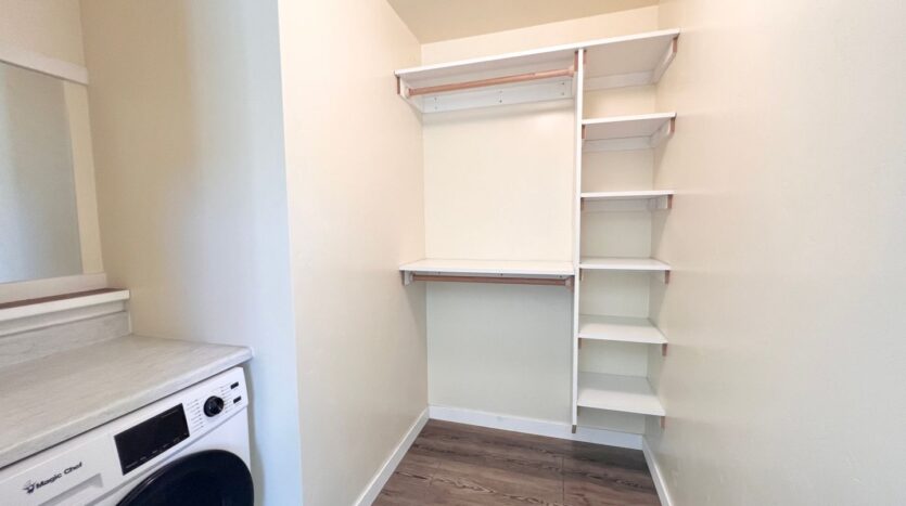 181 E Tall Fir Court - B - Sisters - Oregon - 1 bath rental property