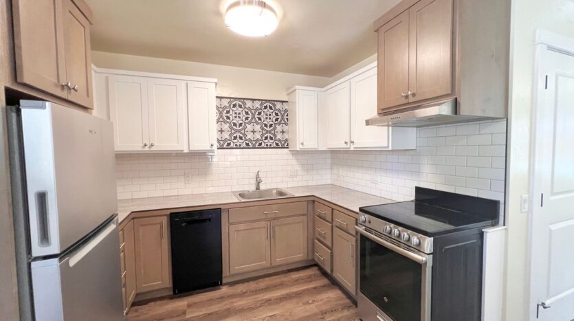 181 E Tall Fir Court - B - Sisters - Oregon - 1 bath rental property