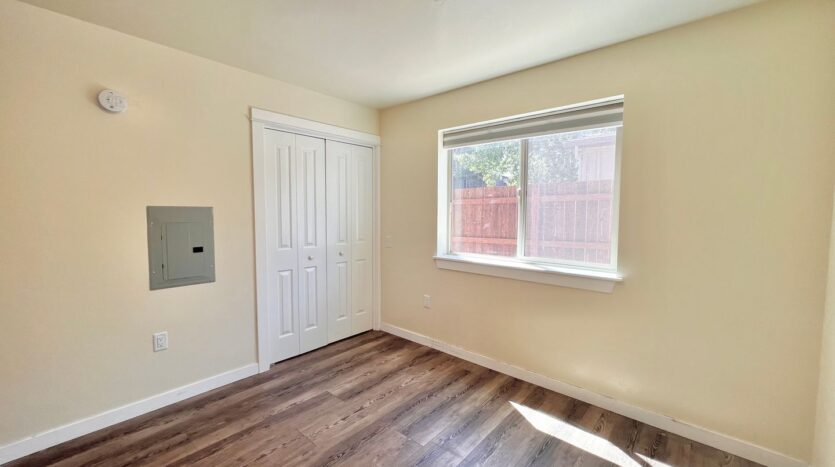 181 E Tall Fir Court - B - Sisters - Oregon - 1 bath rental property