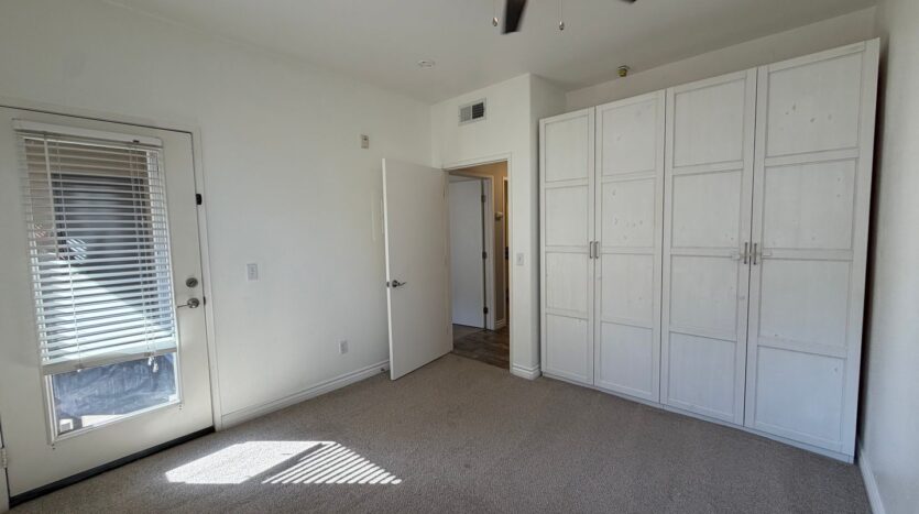 1886 Nantes Pl Unit 122 - Chula Vista - California - 3 bed, 2 bath rental property