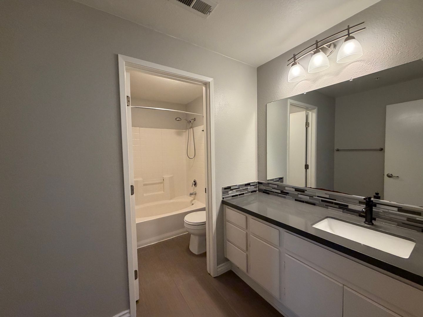1886 Nantes Pl Unit 122 - Chula Vista - California - 3 bed, 2 bath rental property