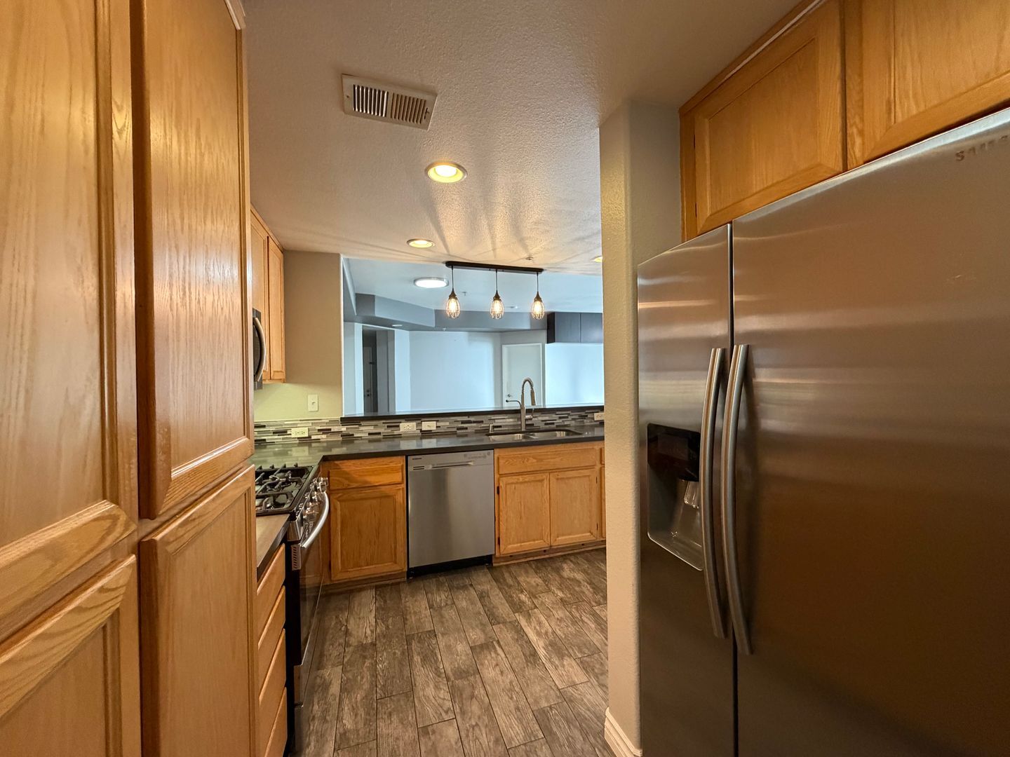 1886 Nantes Pl Unit 122 - Chula Vista - California - 3 bed, 2 bath rental property