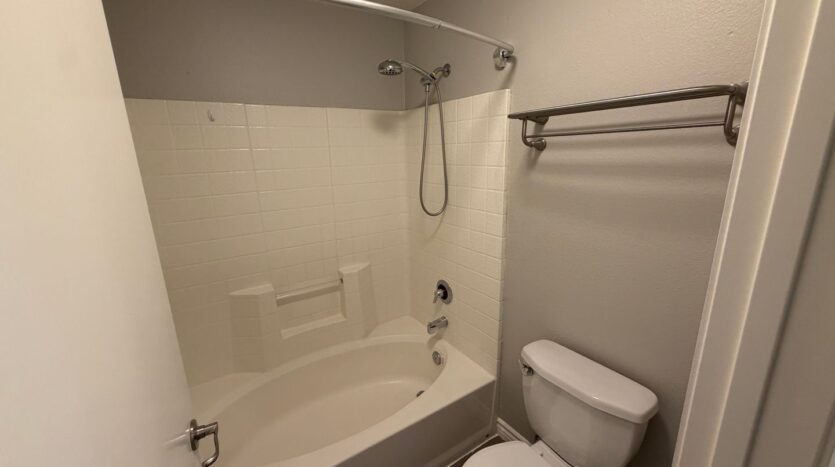 1886 Nantes Pl Unit 122 - Chula Vista - California - 3 bed, 2 bath rental property