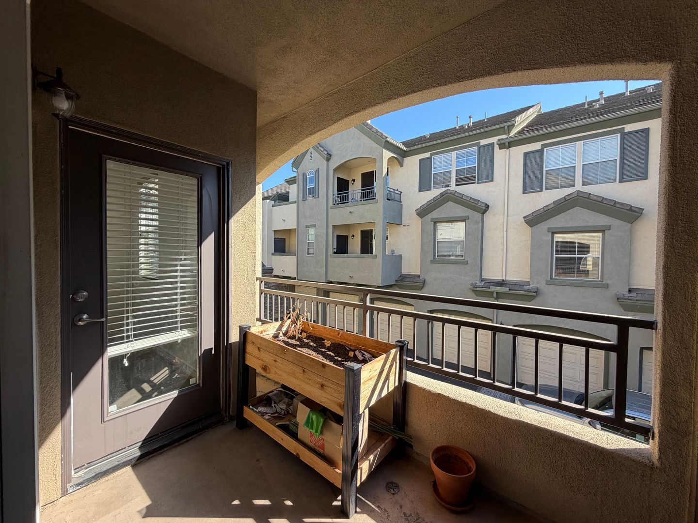1886 Nantes Pl Unit 122 - Chula Vista - California - 3 bed, 2 bath rental property