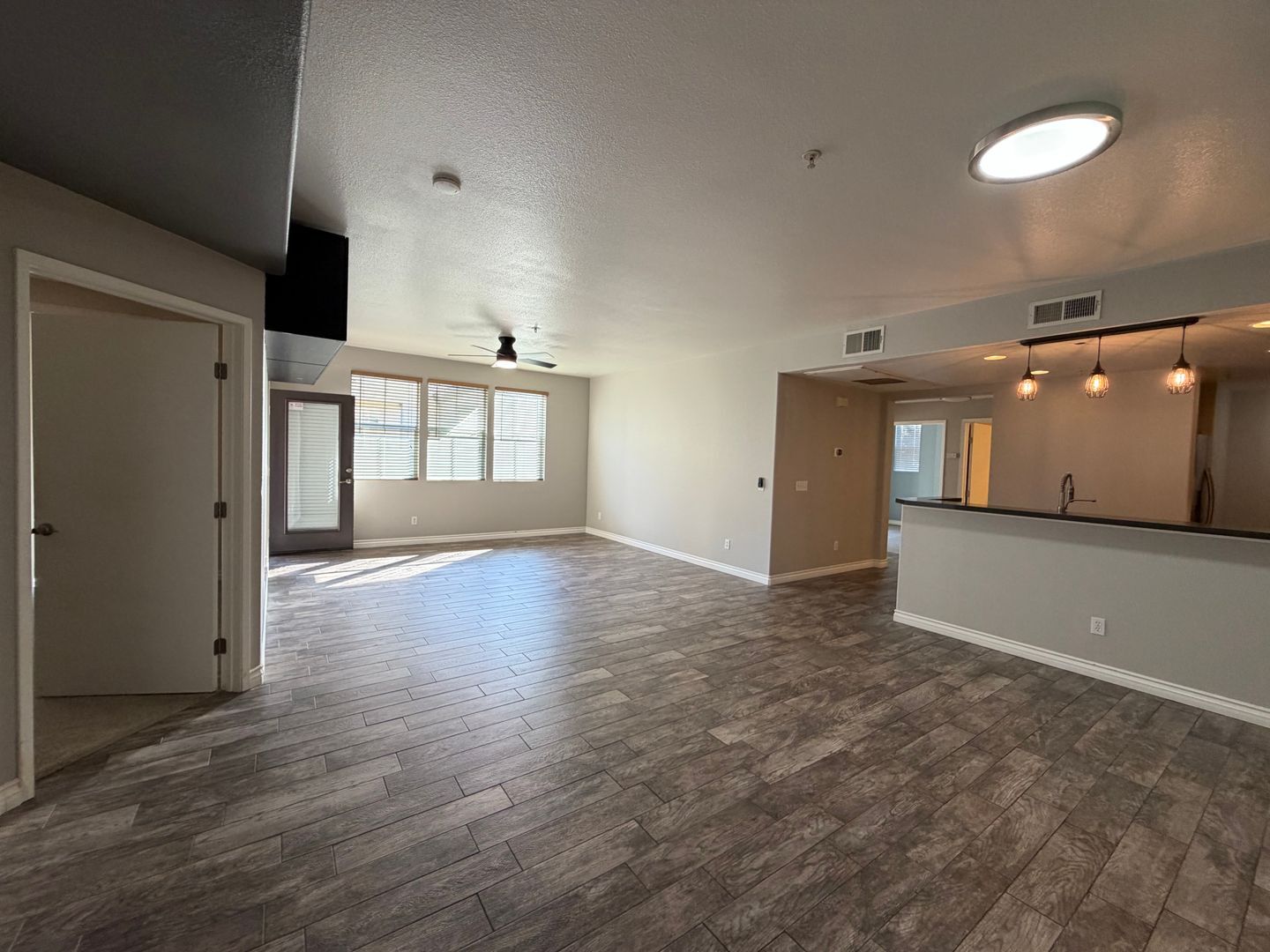 1886 Nantes Pl Unit 122 - Chula Vista - California - 3 bed, 2 bath rental property