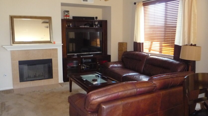 1892 Caminito Treviana - Chula Vista - California - 3 bed, 2.5 bath rental property