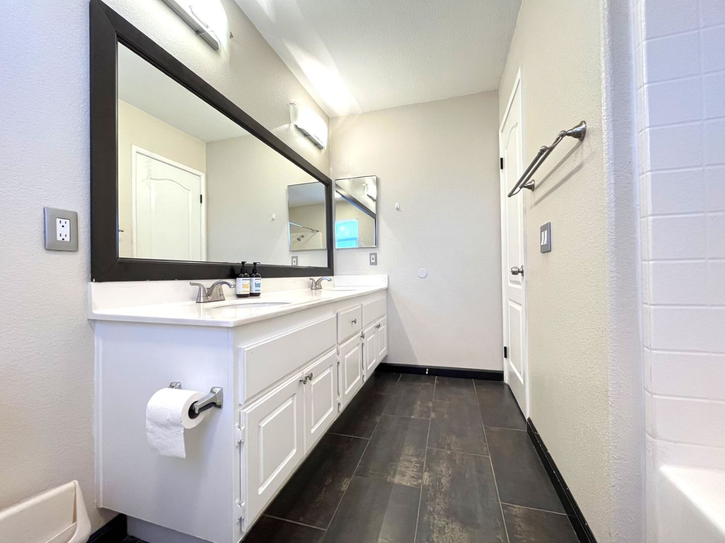 19059 Weathervane Pl - Riverside - California - 4 bed, 2.5 bath rental property