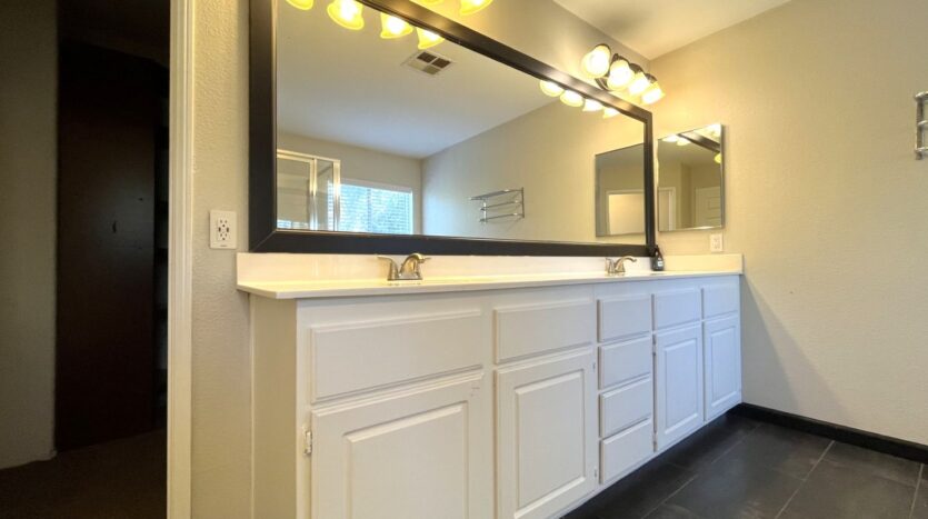 19059 Weathervane Pl - Riverside - California - 4 bed, 2.5 bath rental property
