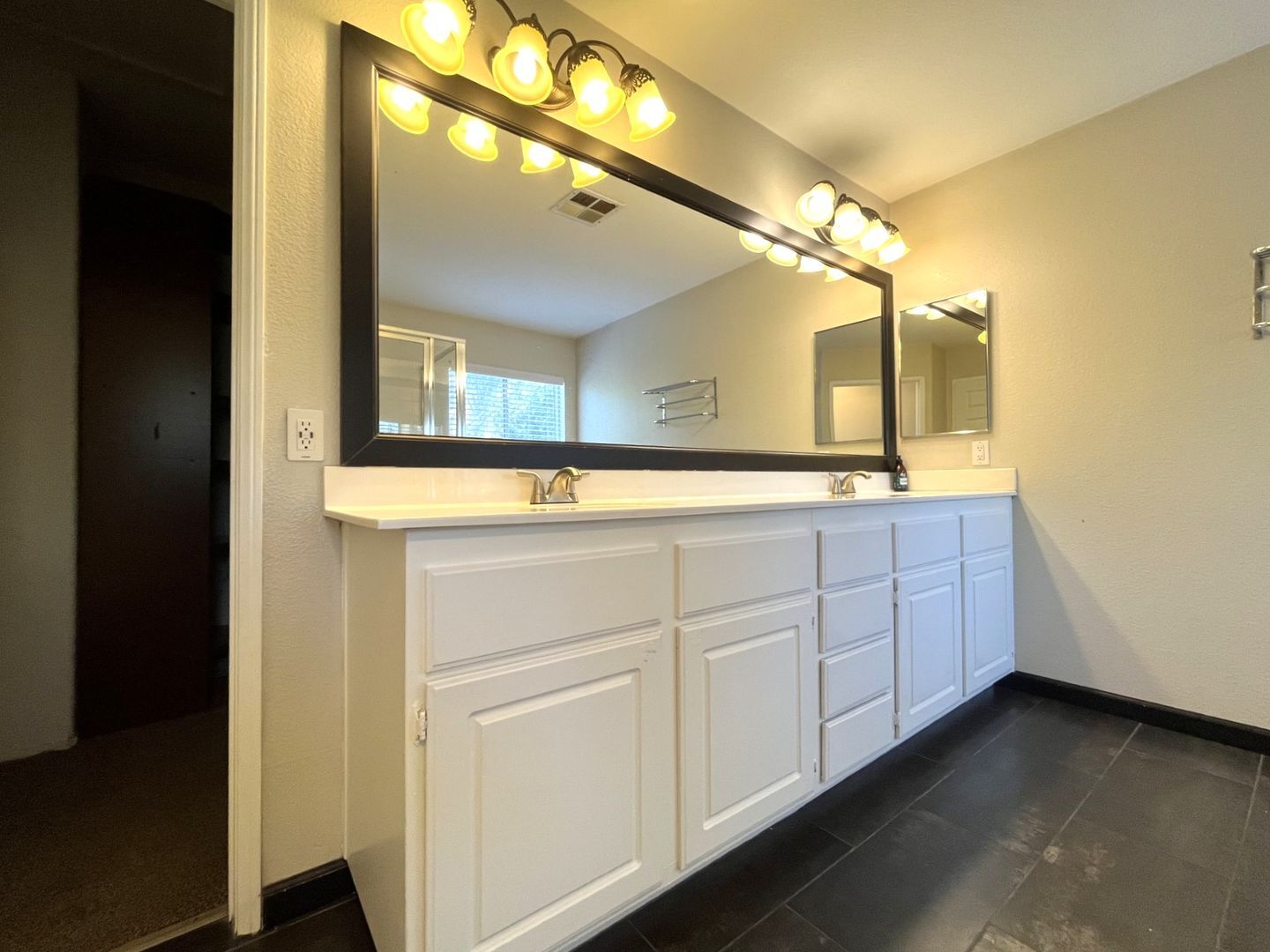 19059 Weathervane Pl - Riverside - California - 4 bed, 2.5 bath rental property
