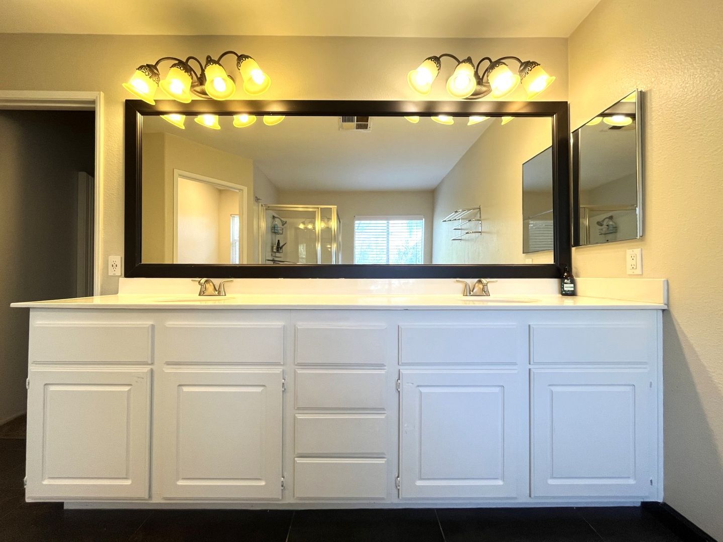 19059 Weathervane Pl - Riverside - California - 4 bed, 2.5 bath rental property
