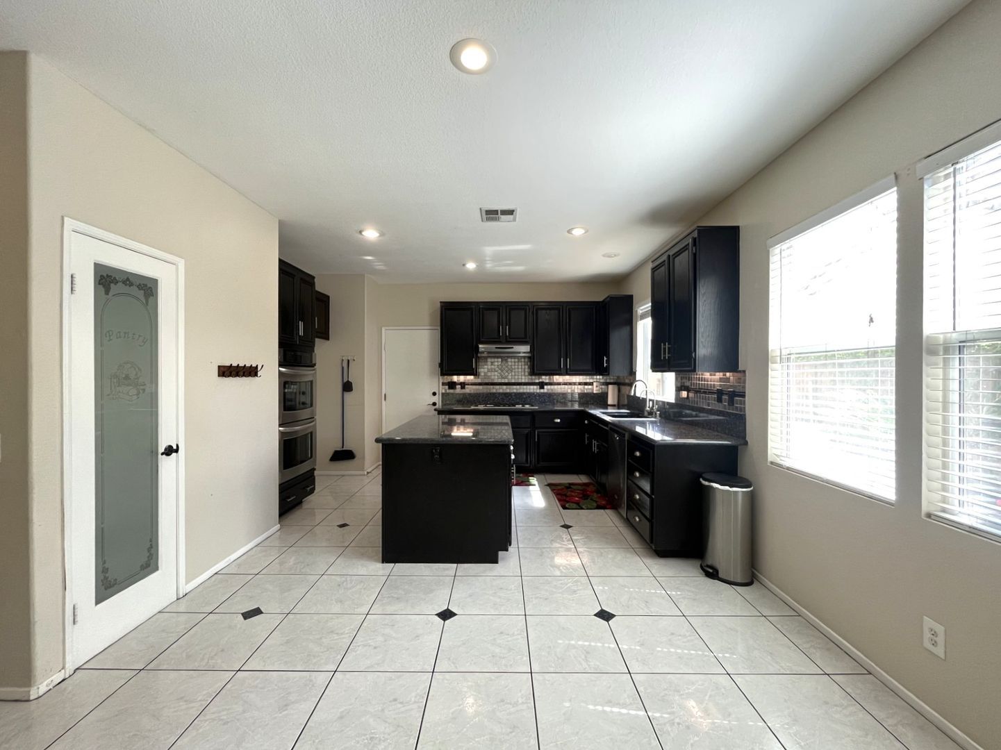 19059 Weathervane Pl - Riverside - California - 4 bed, 2.5 bath rental property