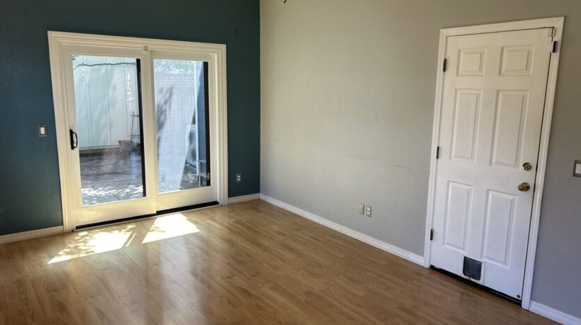 1911 Alpine Court - Petaluma - California - 3 bed, 2.5 bath rental property