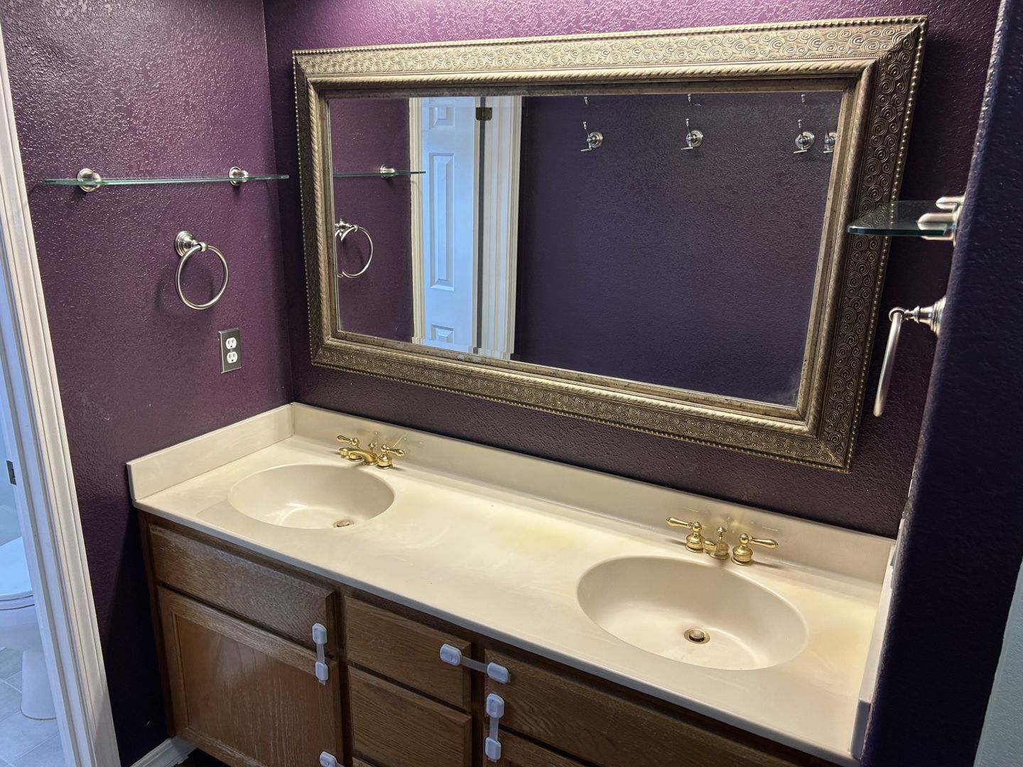 1911 Alpine Court - Petaluma - California - 3 bed, 2.5 bath rental property