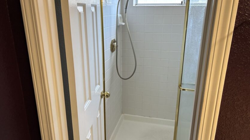 1911 Alpine Court - Petaluma - California - 3 bed, 2.5 bath rental property