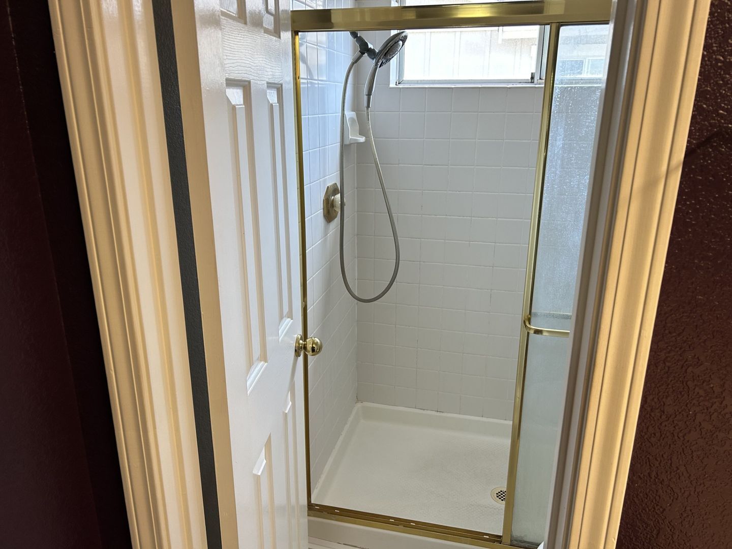 1911 Alpine Court - Petaluma - California - 3 bed, 2.5 bath rental property