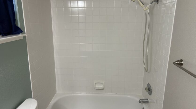 1911 Alpine Court - Petaluma - California - 3 bed, 2.5 bath rental property