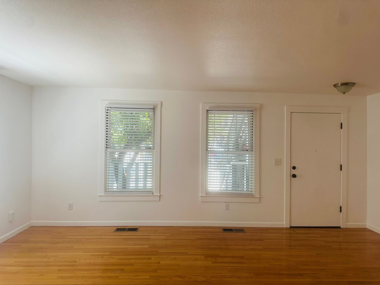1915 10th Street  Apt 1  - Sacramento - California - 1 bed, 1 bath rental property