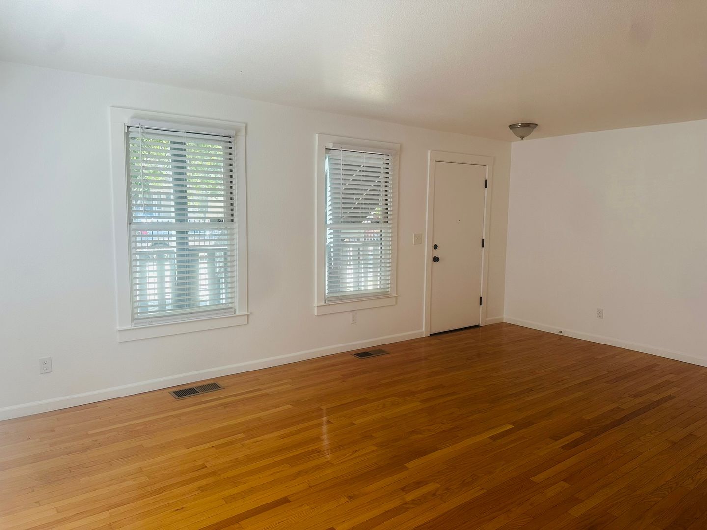 1915 10th Street  Apt 1  - Sacramento - California - 1 bed, 1 bath rental property