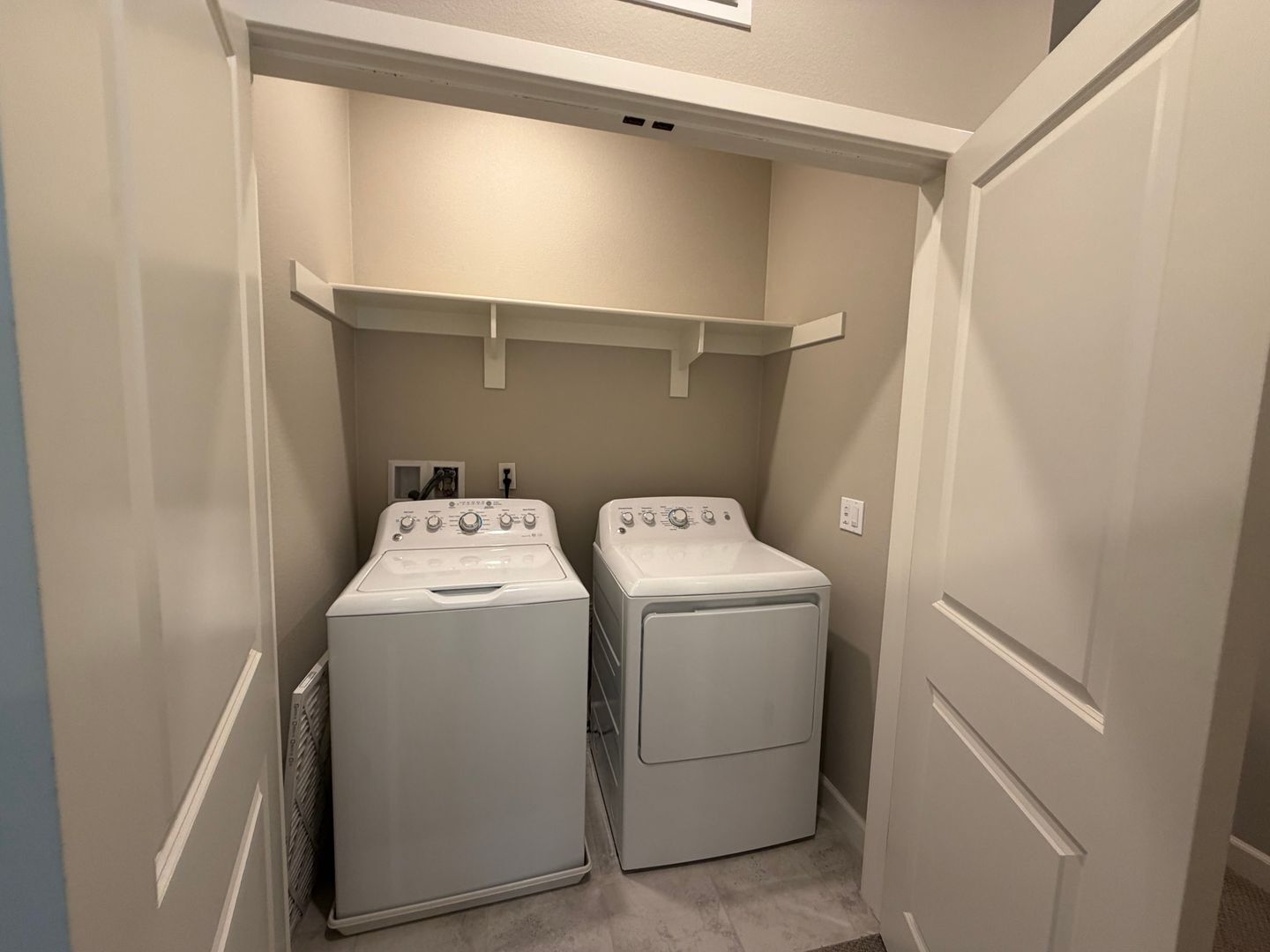 1922 Strata Street Unit 5 - Chula Vista - California - 4 bed, 3.5 bath rental property