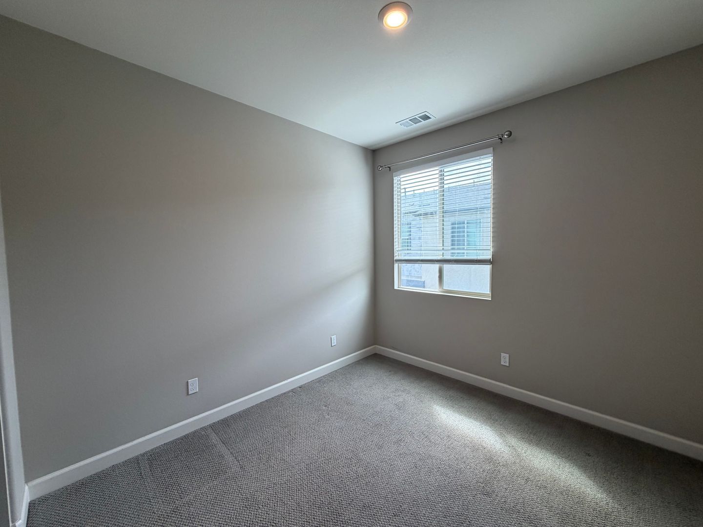 1922 Strata Street Unit 5 - Chula Vista - California - 4 bed, 3.5 bath rental property