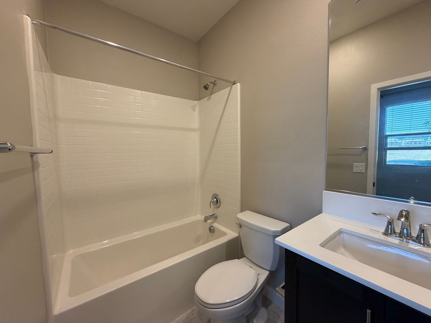 1922 Strata Street Unit 5 - Chula Vista - California - 4 bed, 3.5 bath rental property