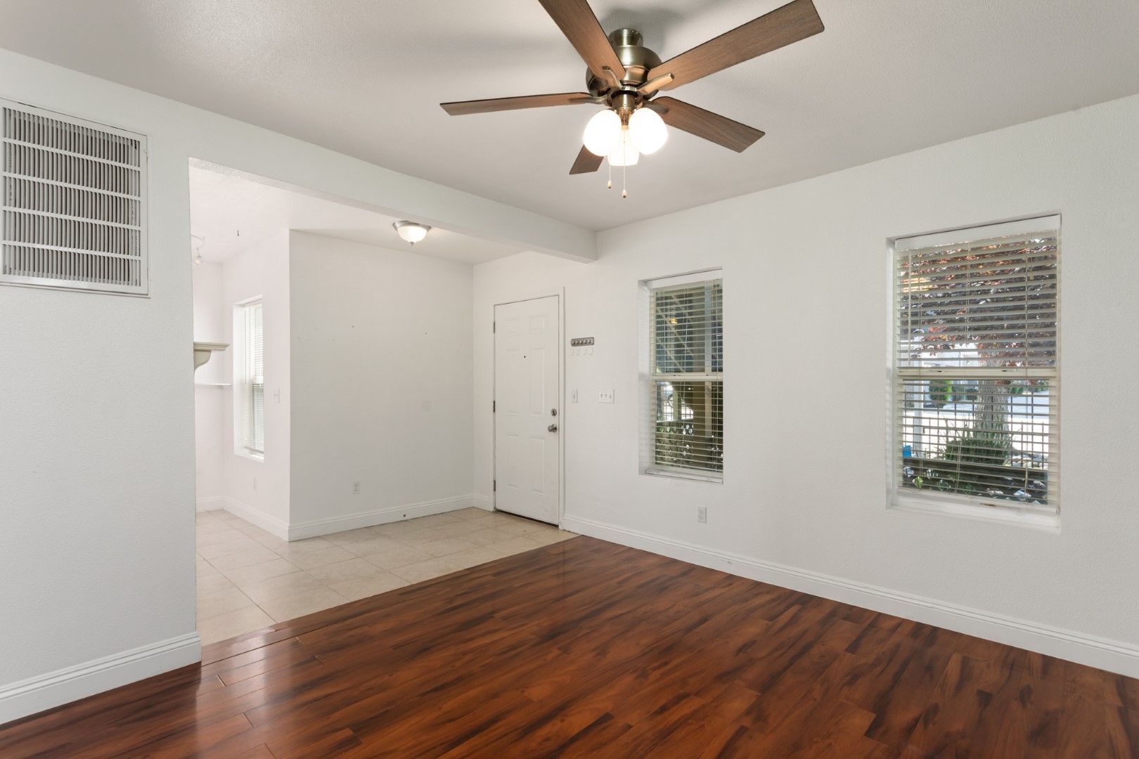 1927 P St APT B - Sacramento - California - 2 bed, 2 bath rental property