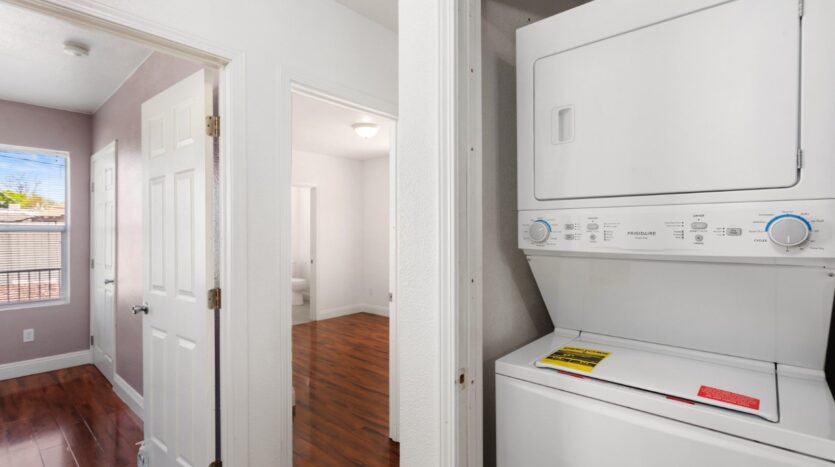 1927 P St APT B - Sacramento - California - 2 bed, 2 bath rental property