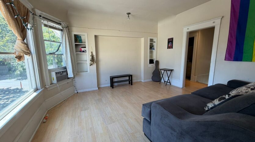 2017 Q St  - Sacramento - California - 3 bed, 1 bath rental property