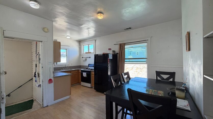 2017 Q St  - Sacramento - California - 3 bed, 1 bath rental property