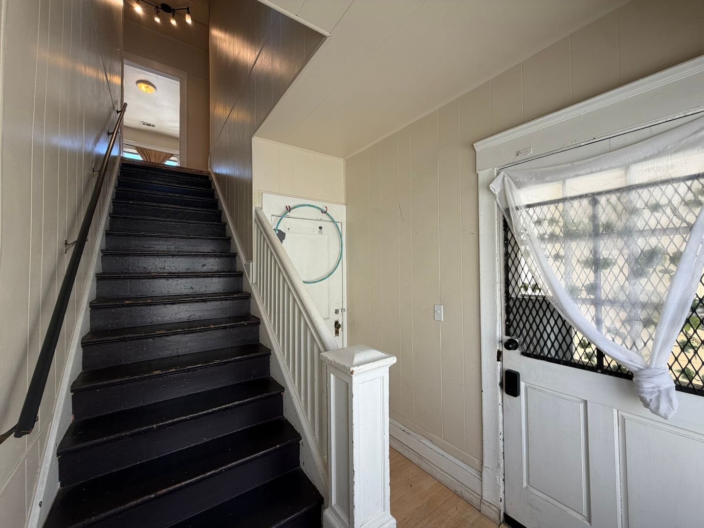 2017 Q St  - Sacramento - California - 3 bed, 1 bath rental property