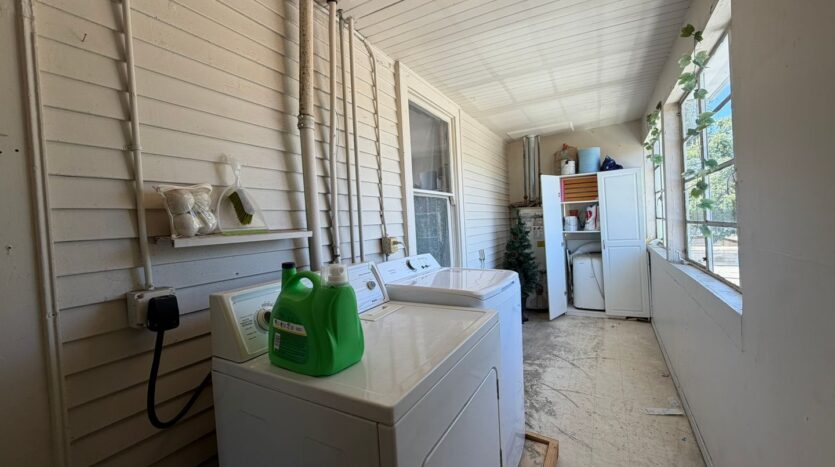 2017 Q St  - Sacramento - California - 3 bed, 1 bath rental property