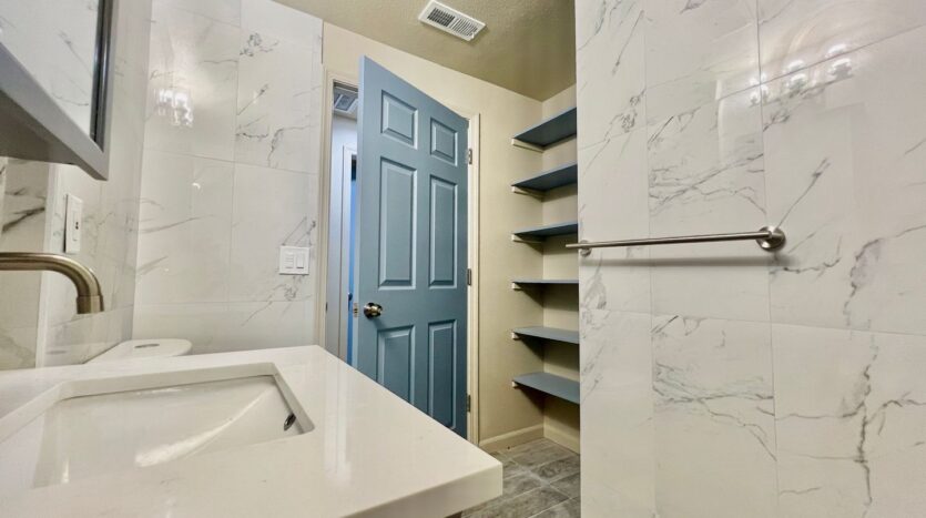 2020 SE 154th Ave  - Portland - Oregon - 4 bed, 2 bath rental property