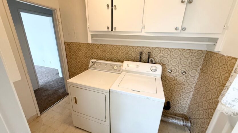 210 & 212 W South St - Anaheim - California - 2 bed, 1 bath rental property