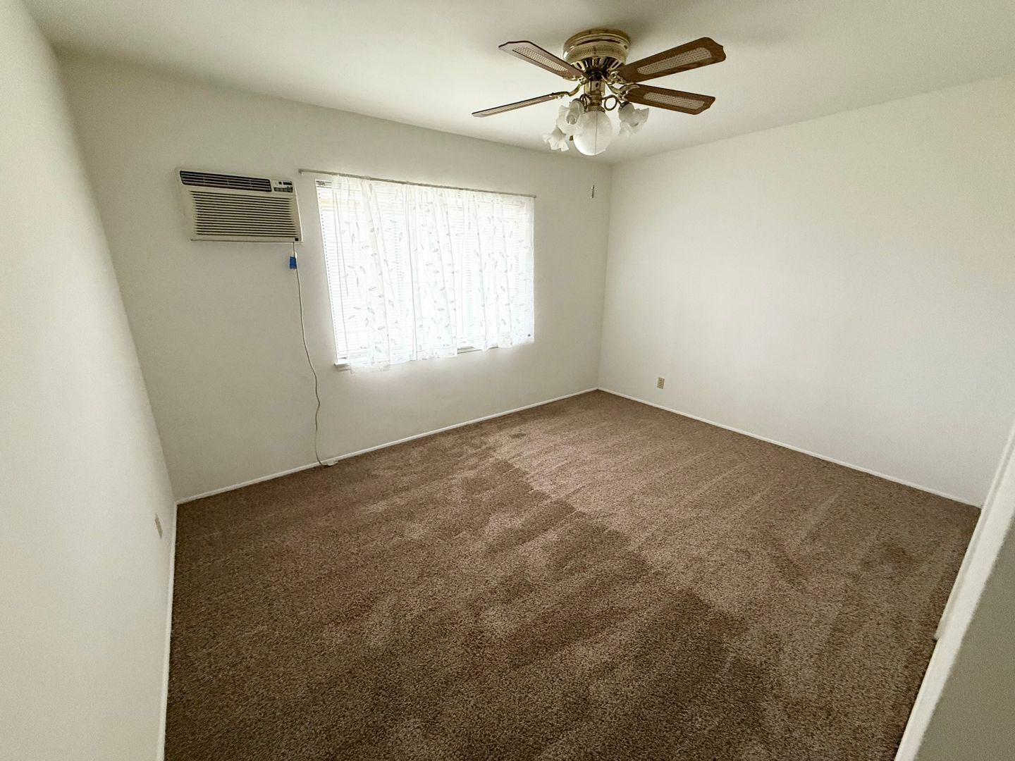 210 & 212 W South St - Anaheim - California - 2 bed, 1 bath rental property